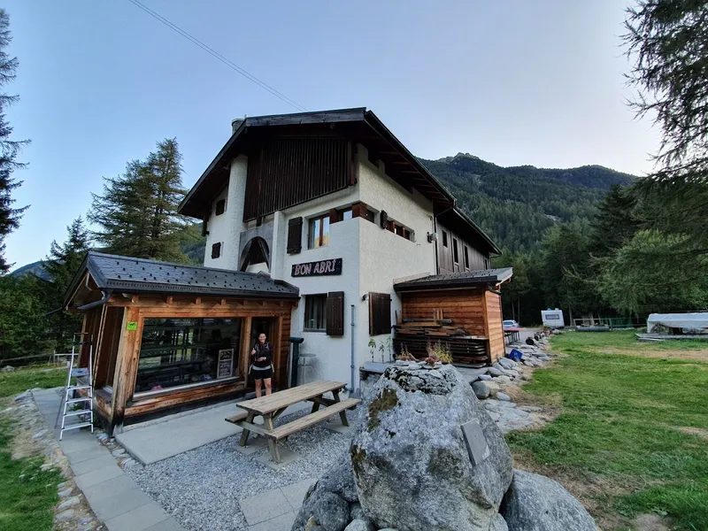 Auberge Gîte Bon Abri (1444m), Champex-Lac - Suisse