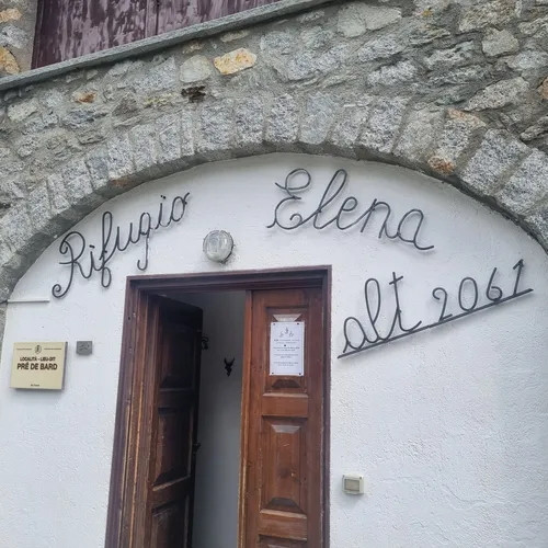 Refuge Elena on the Tour du Mont Blanc