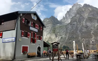 Rifugio Monte Bianco – Cai Uget (1700m), Courmayeur – Italie