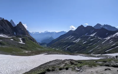 What is the best time to hike the Tour du Mont-Blanc?